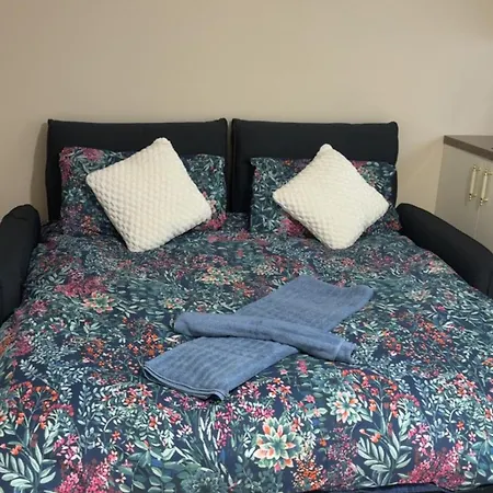 O'briens Self Contained * Γκάλγουεϊ